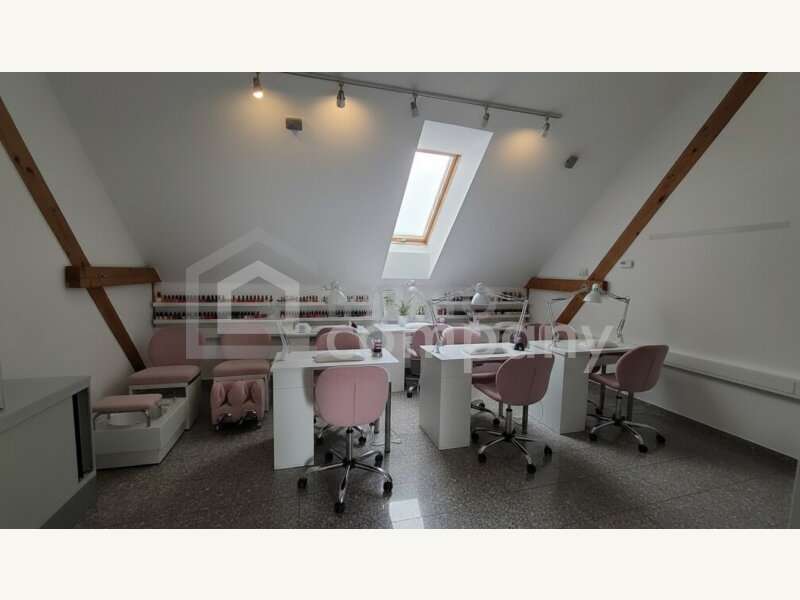 Büro/Praxis in 8054  - 7