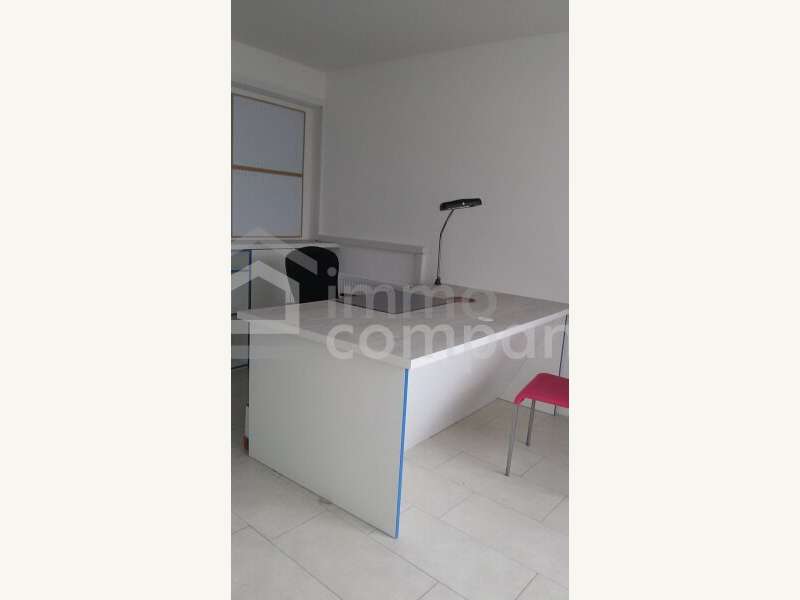 Büro/Praxis in 2700  - 2