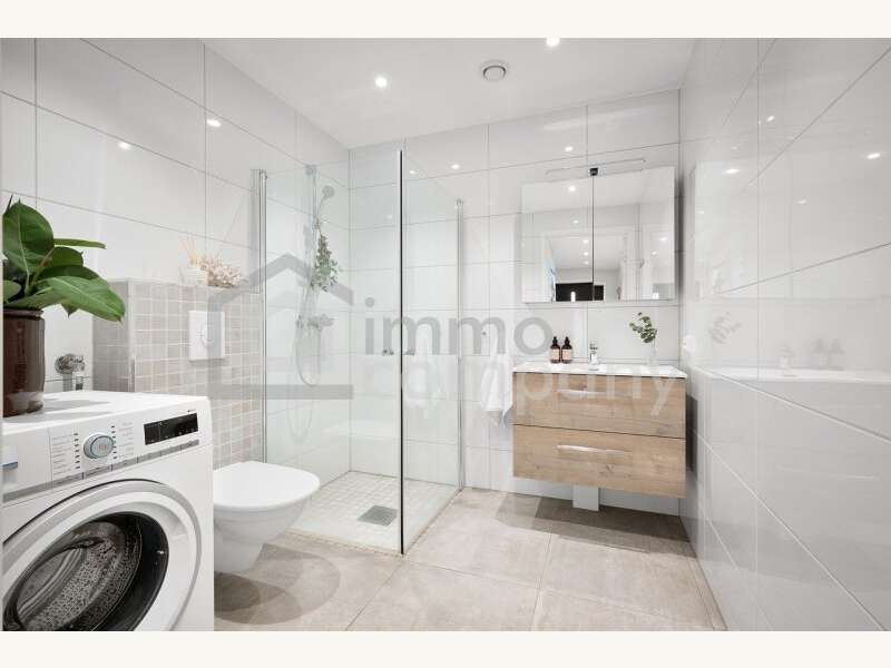 Symbolbild für Badezimmer - Bild 10 von 12 Doppelhaushälfte in 7021 - 10