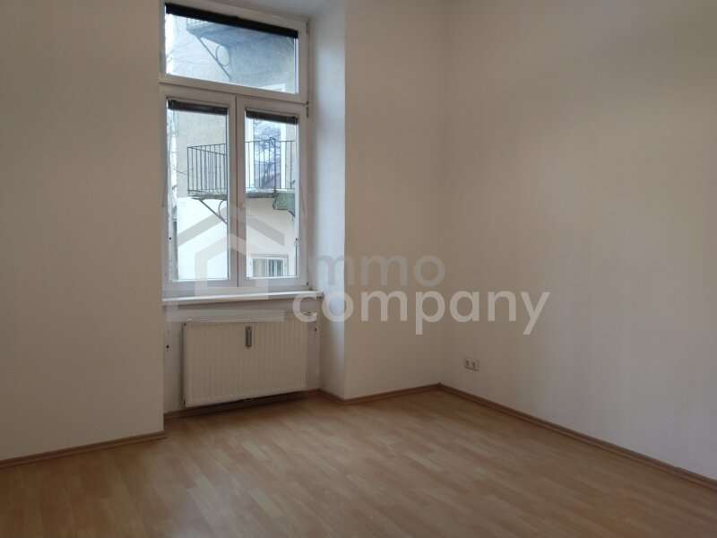 Schlafzimmer - Bild 3 von 5 Mietwohnung in 8020 - 3