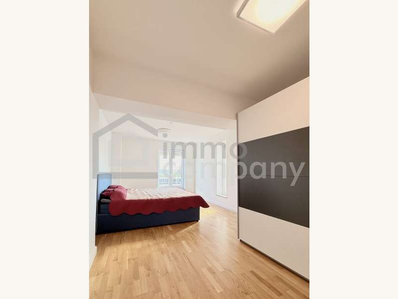 Mietwohnung in 2700  - 4