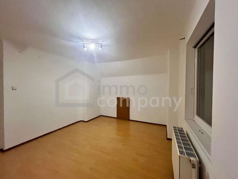 Mietwohnung in 2700  - 8