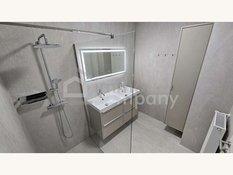 Mietwohnung in 2483  - 3