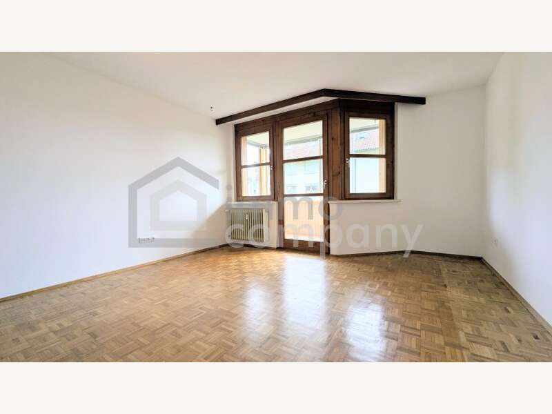 Wohnzimmer - Bild 6 von 20 Mietwohnung in 6850 - 6