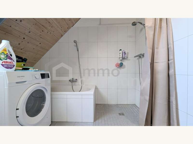 Dachgeschosswohnung in 6840  - 10