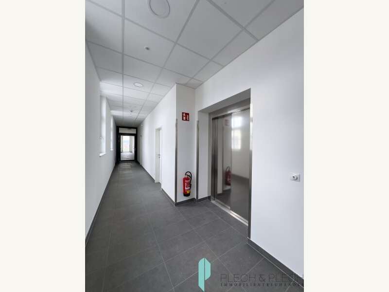 Büro/Praxis in 1120  - 7