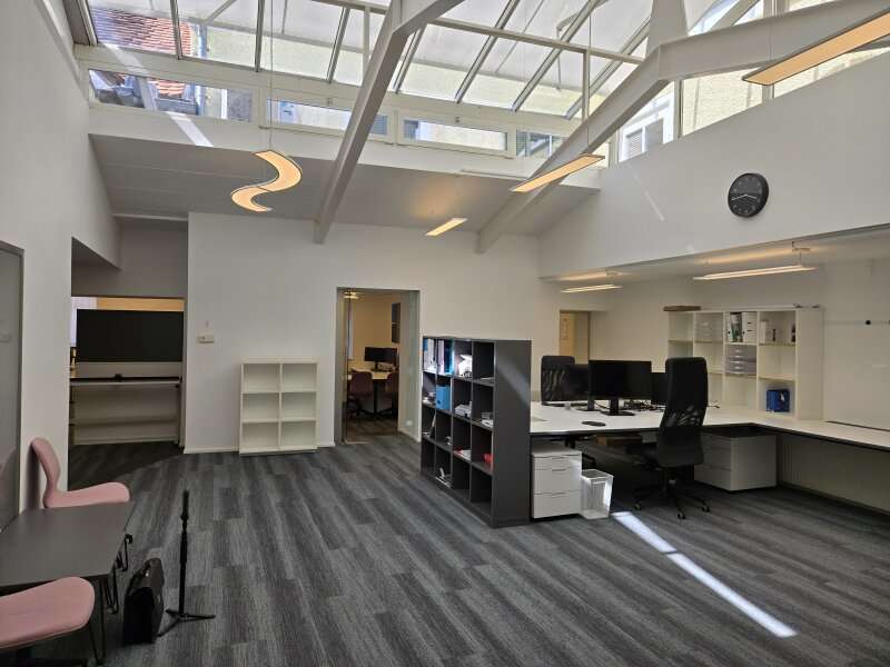 Büro/Praxis in 8160  - 1