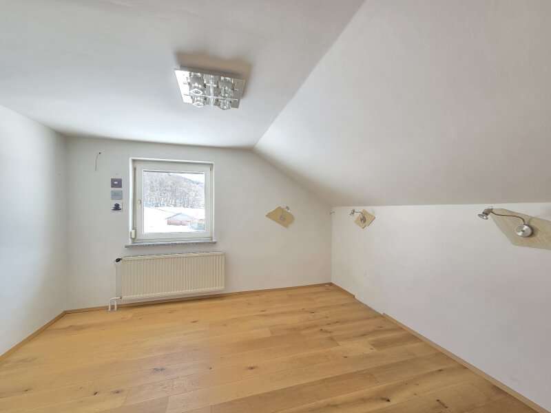Dachgeschosswohnung in 8083  - 4