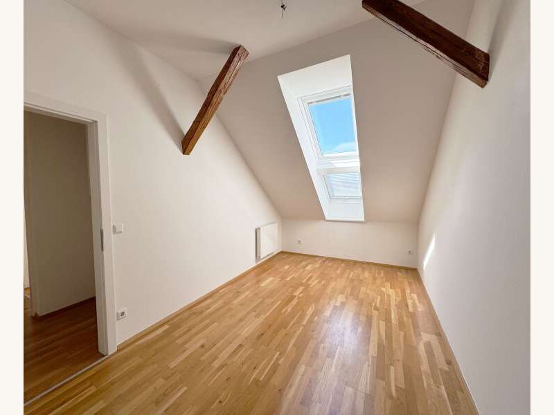 Dachgeschosswohnung in 8430  - 3
