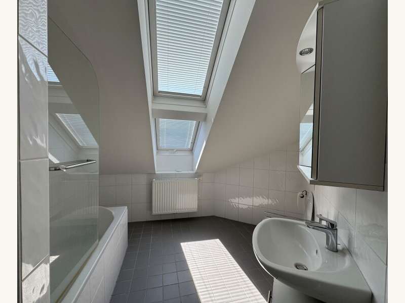 Dachgeschosswohnung in 8430  - 5