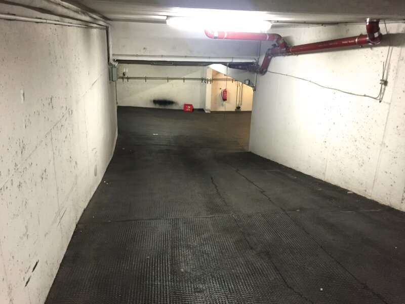 Doppelgarage in 1050  - 7