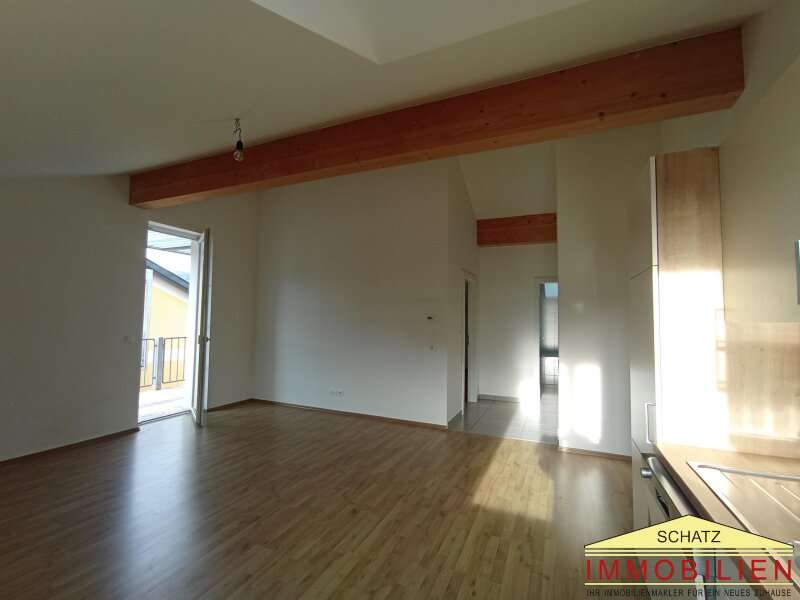 Wohnküche - Bild 8 von 17 Dachgeschosswohnung in 2565 - 8