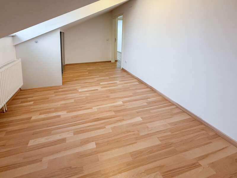 Mietwohnung in 2460  - 5