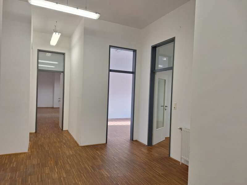 Büro/Praxis in 2630  - 2
