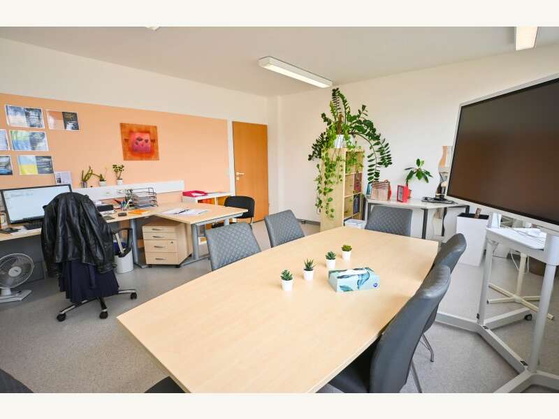 Büro/Praxis in 9020  - 5