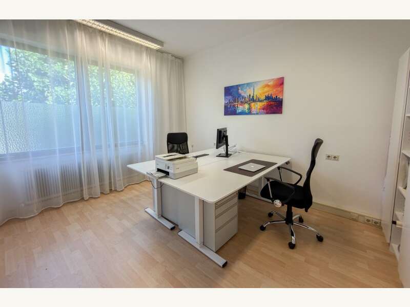 Büro/Praxis in 9020  - 1