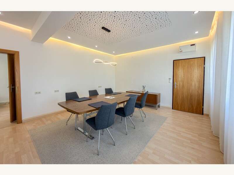 Büro/Praxis in 9020  - 7